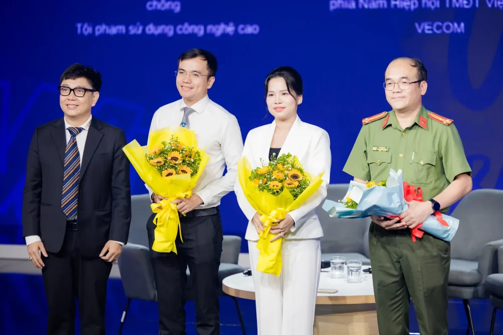 Gặp gỡ cộng đồng sáng tạo nội dung